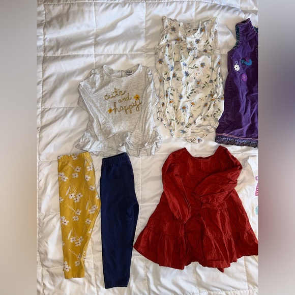 18 Month Baby Toddler Girl Summer Spring Clothes Lot Bundle Carters Old Navy - Picture 3 of 3